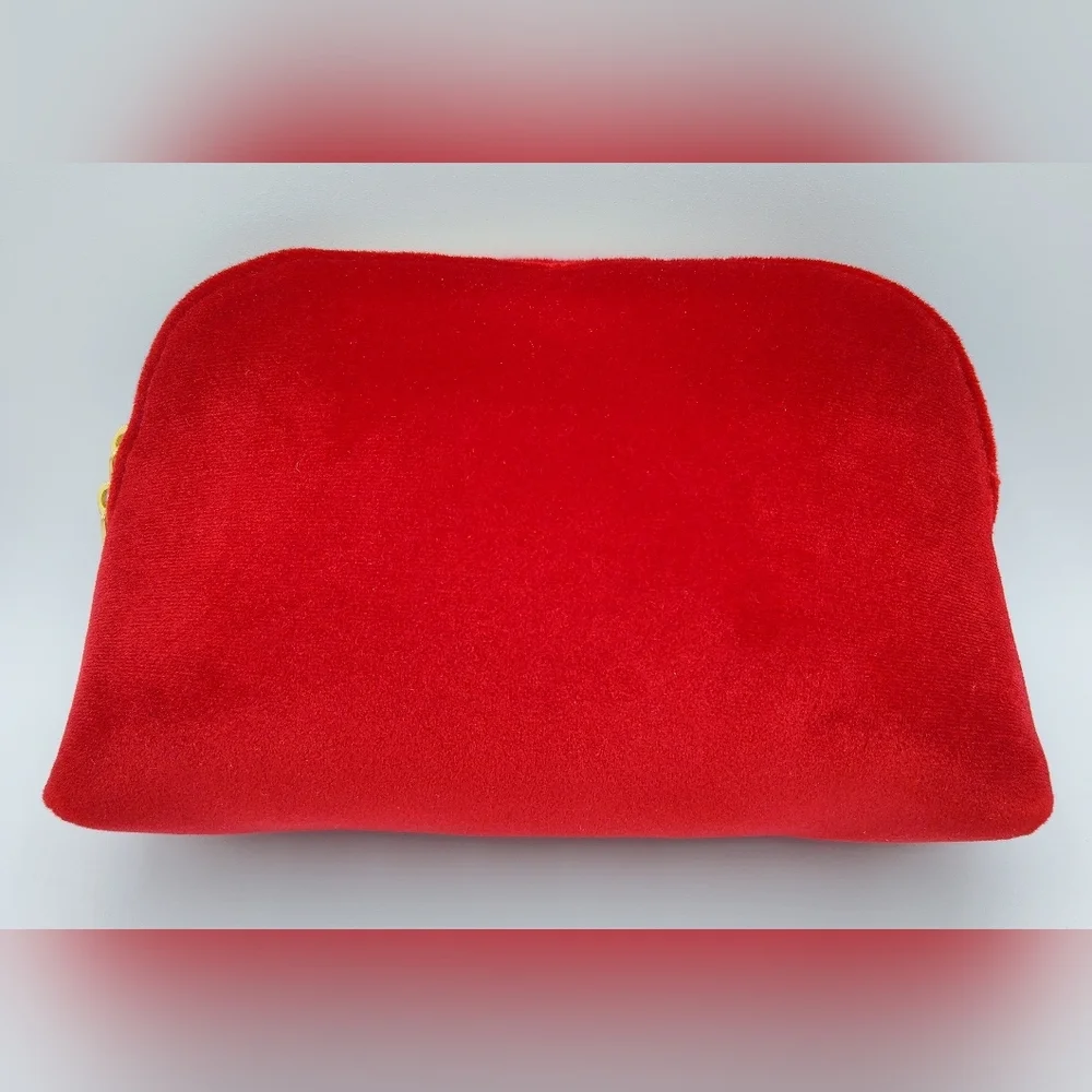 2024 DIOR Red Velvet Beauty Pouch Gold Zips Holiday VIP Cosmetic Bag NWOT - Picture 4 of 10
